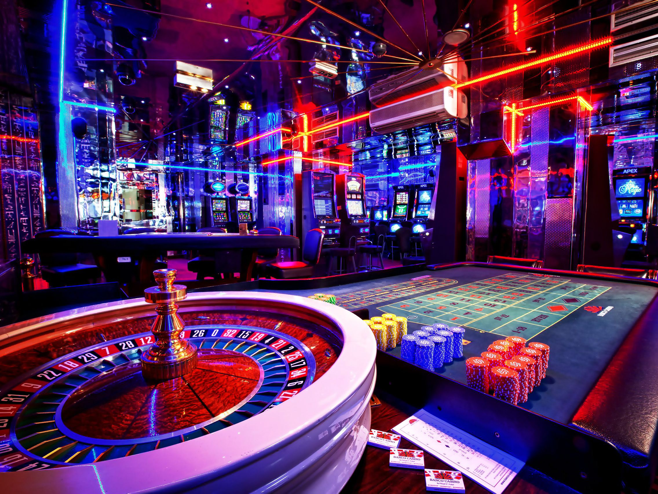 Legal Gambling Age for Casino, Poker, & Betting